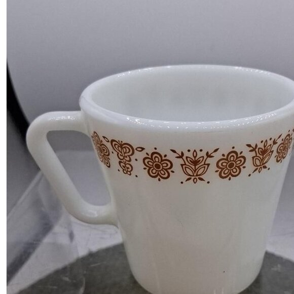 Vintage Pyrex White Milk Glass Mug W/Brown Floral Pattern 300ml Microwave Safe - Picture 2 of 5